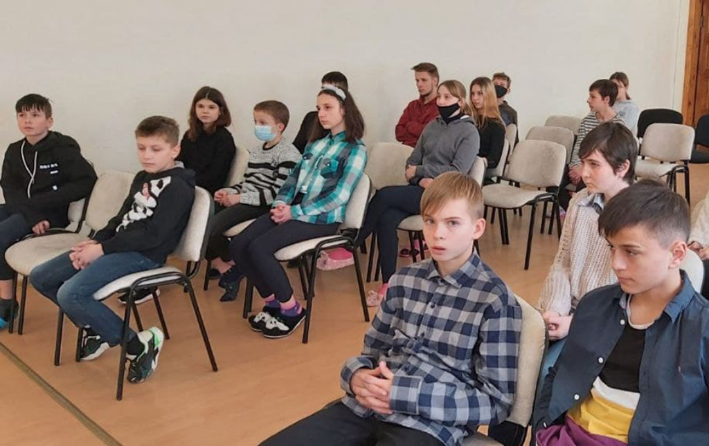 Сваттинг что это такое. Сваттинг. Сваттинг школы. Внимание сватинг РБ. Сваттинг сообщества.